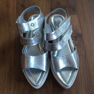 Silver Velcro strapped platform sandals